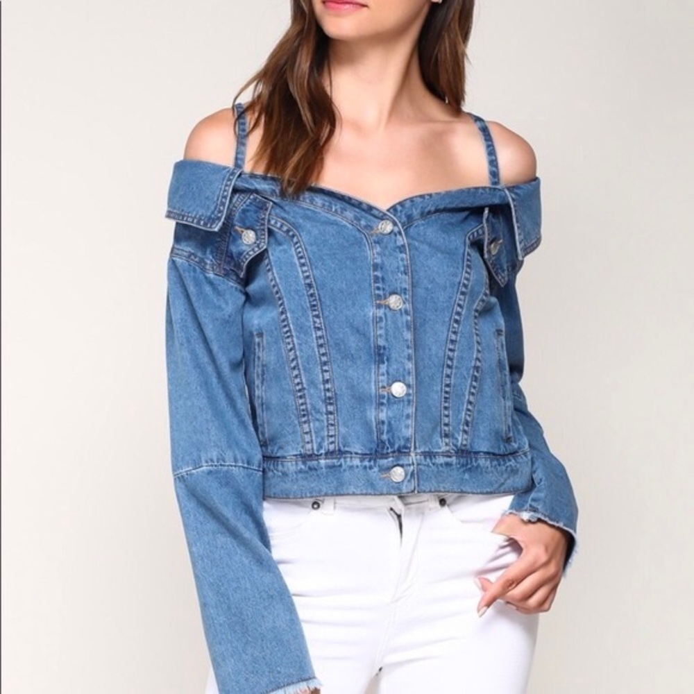 Off should grey denim jacket M